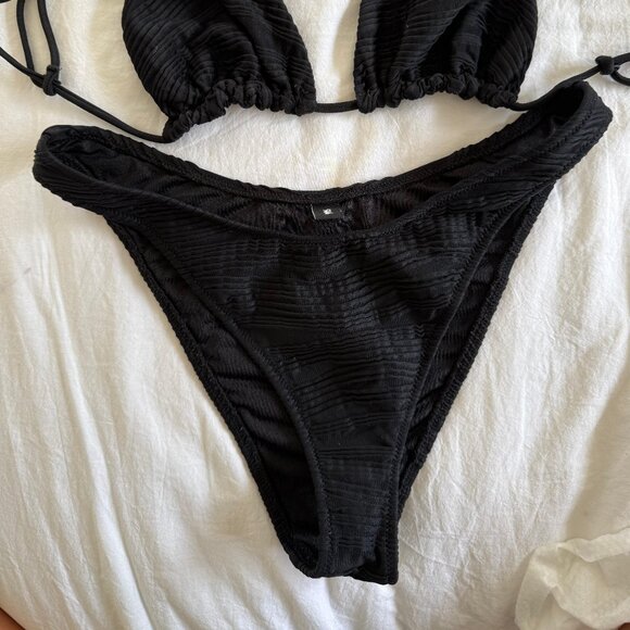 SU78 Black Bikini Set Size Small - Picture 2 of 3